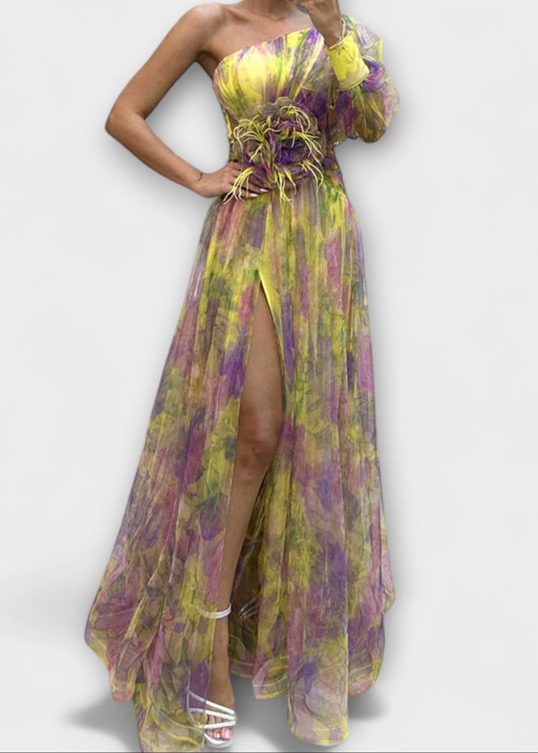 Amálie - Šaty s jedním rukávem a rozparkem