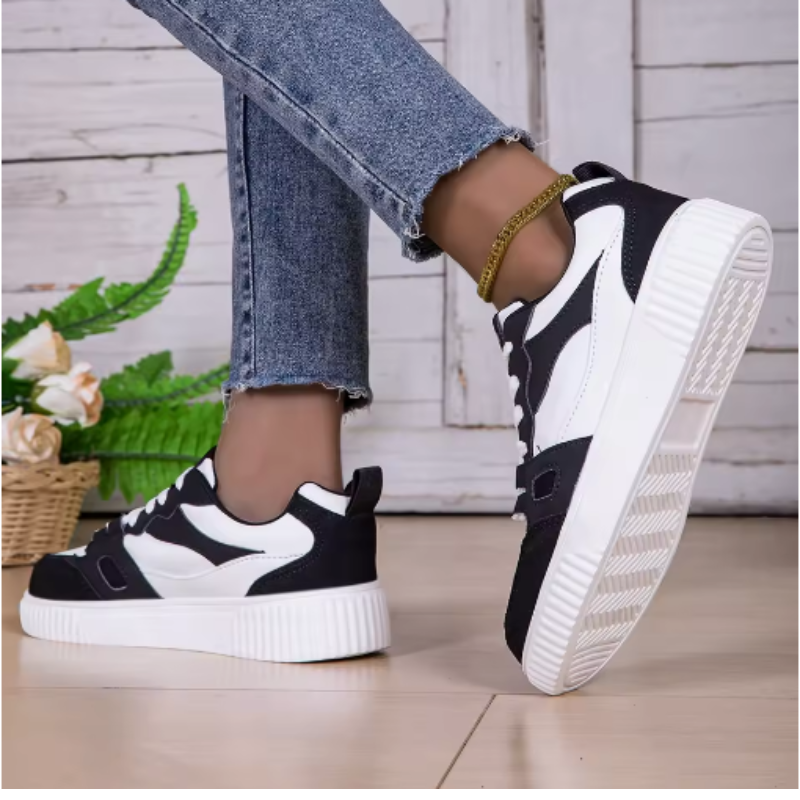 Jennifer - Lehká a protiskluzová teniska