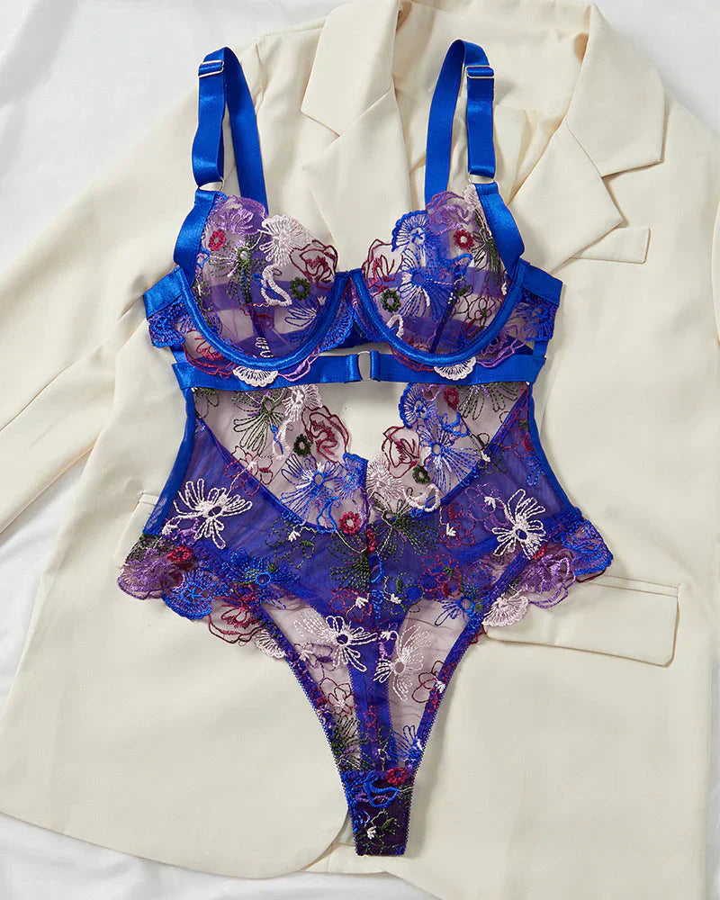 Monica™ | Elegantní Set Spodního Prádla z Síťoviny s Květinovou Výšivkou a Výřezy