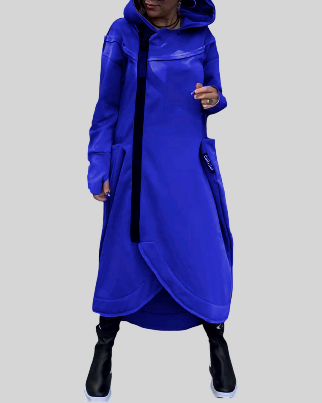 Viktorie - Kabát s kapucí a asymetrickým lemem