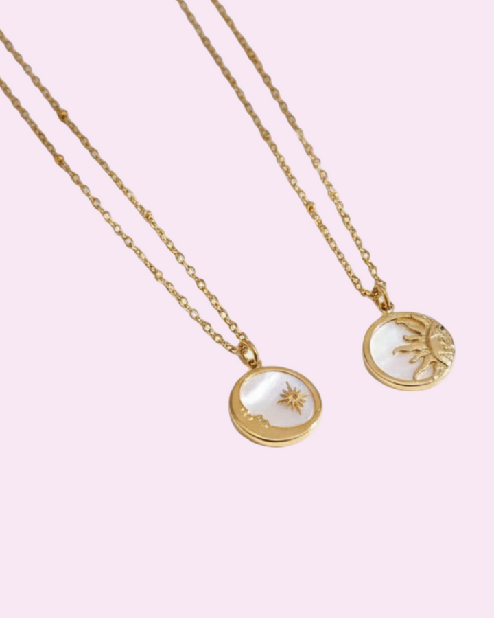 Slunce a Měsíc - Náhrdelníky přátelství