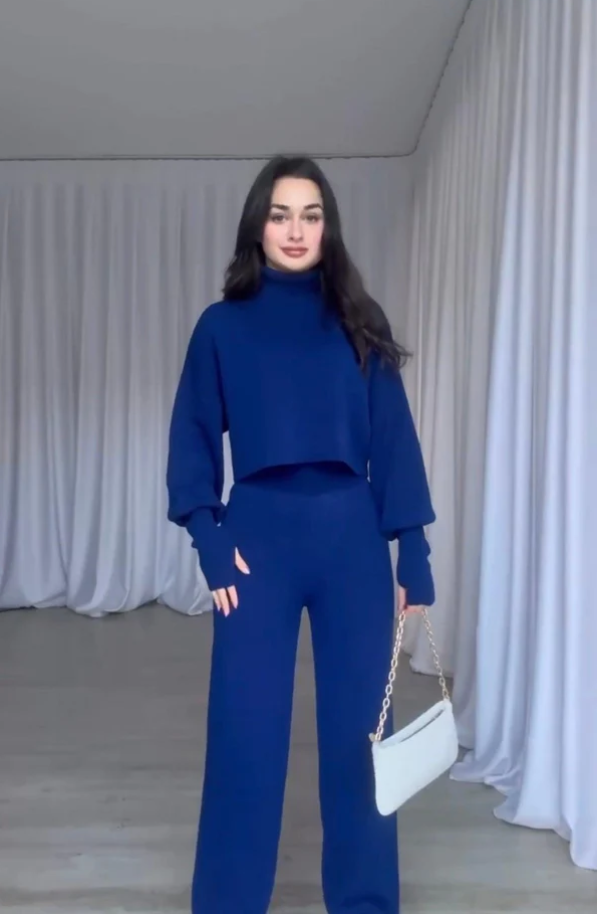 Naomi - Elegantní a svěží souprava