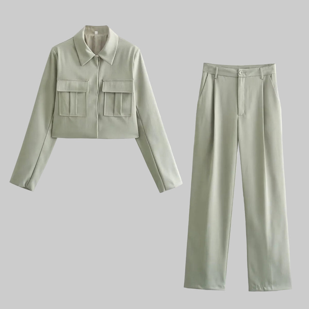 Claire - Sada dvou kusů s cropped blazerem a ženskými kalhotami s širokými nohavicemi