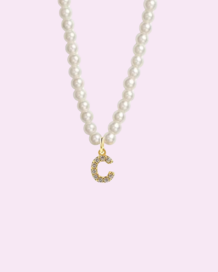 ABC - Náhrdelník s perlami a iniciálou osázenou kamínky