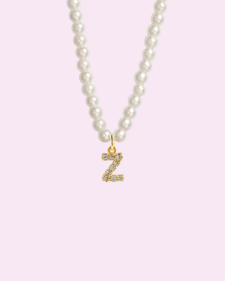 ABC - Náhrdelník s perlami a iniciálou osázenou kamínky