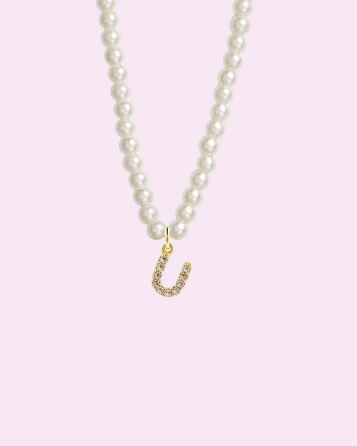 ABC - Náhrdelník s perlami a iniciálou osázenou kamínky