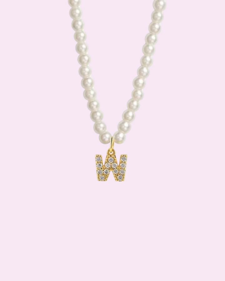 ABC - Náhrdelník s perlami a iniciálou osázenou kamínky