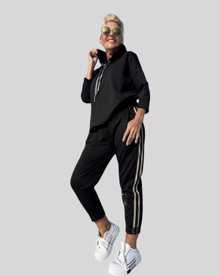 Jana – Elegantní dvoudílná souprava pro každodenní nošení