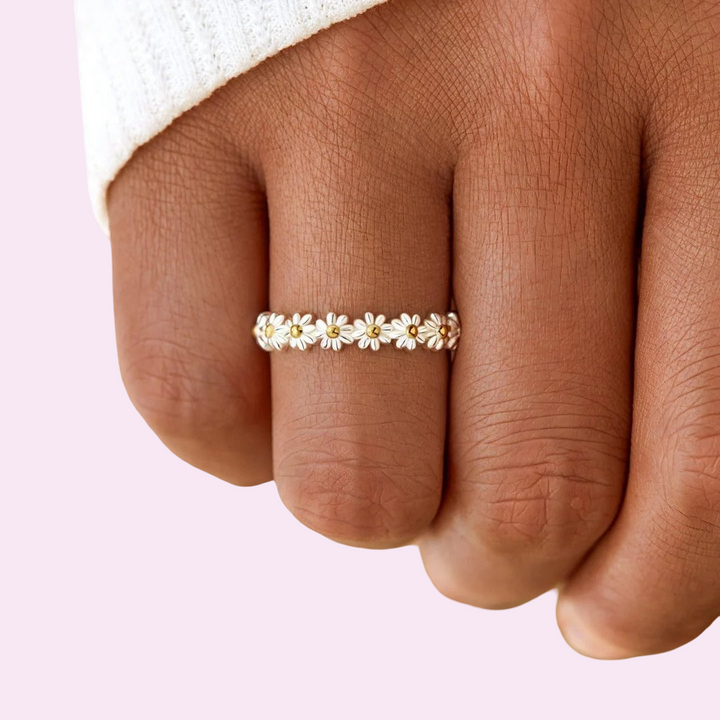 Barbora - Prsten s věčnými sedmikráskami