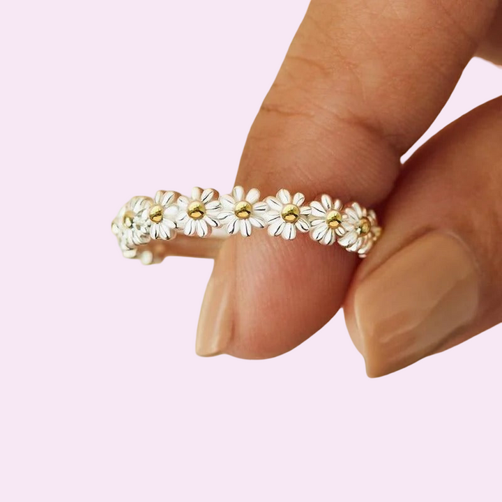 Barbora - Prsten s věčnými sedmikráskami