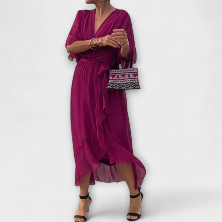 Iveta - Lehká midi šaty s výstřihem do V a páskem na zavazování.